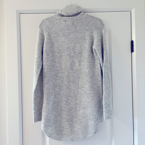 PIECES - PCELLEN TUNIC SIZE SMALL - Picture 3 of 6